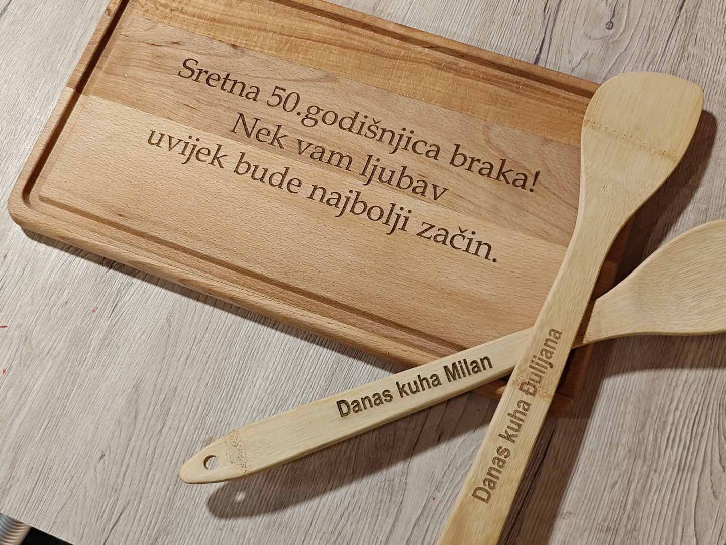 Personalizirana kuhinjska daska za rezanje najfinijih namirnica