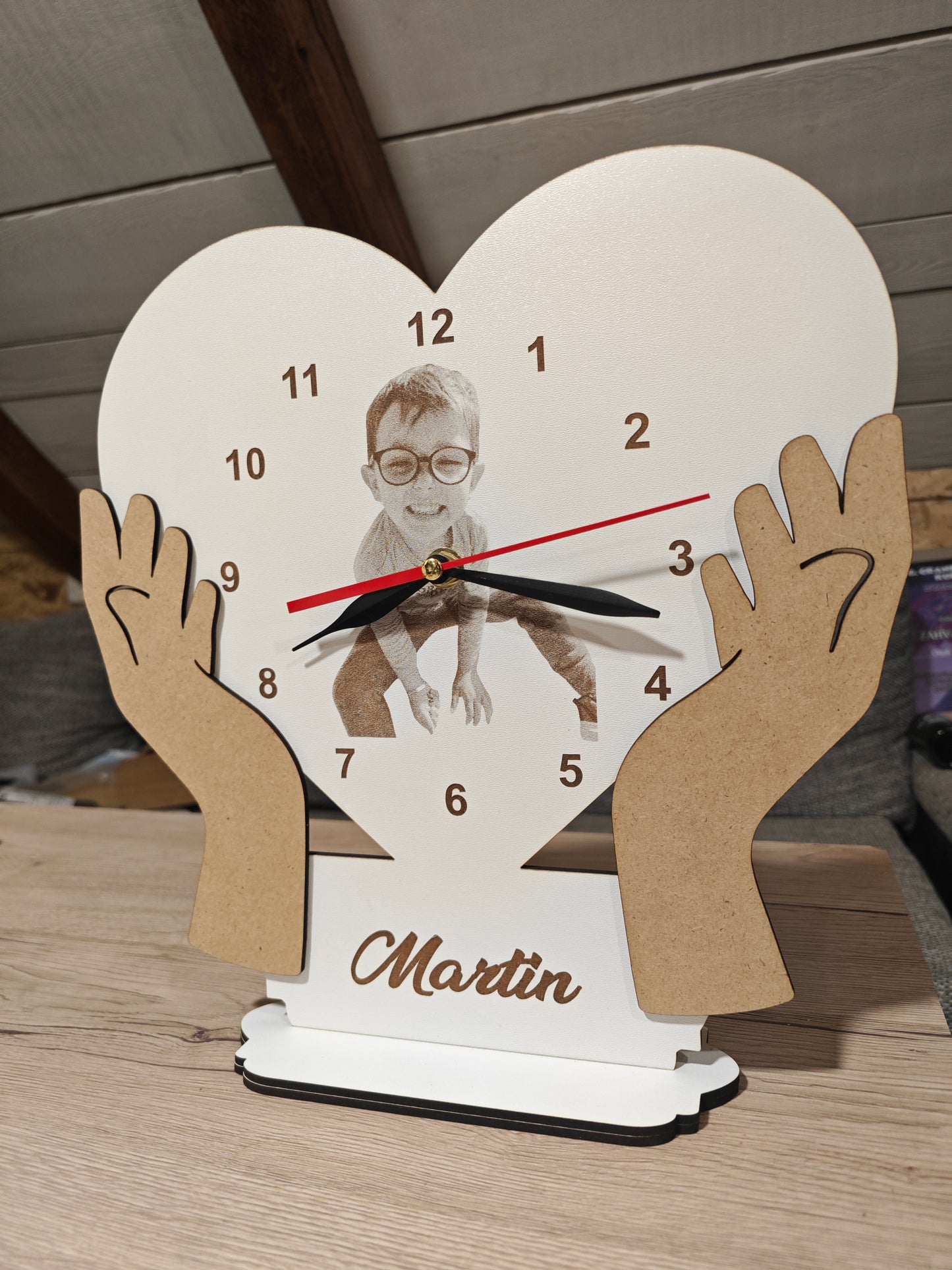 🕰 Personalizirani drveni sat s gravurom fotografije i imena